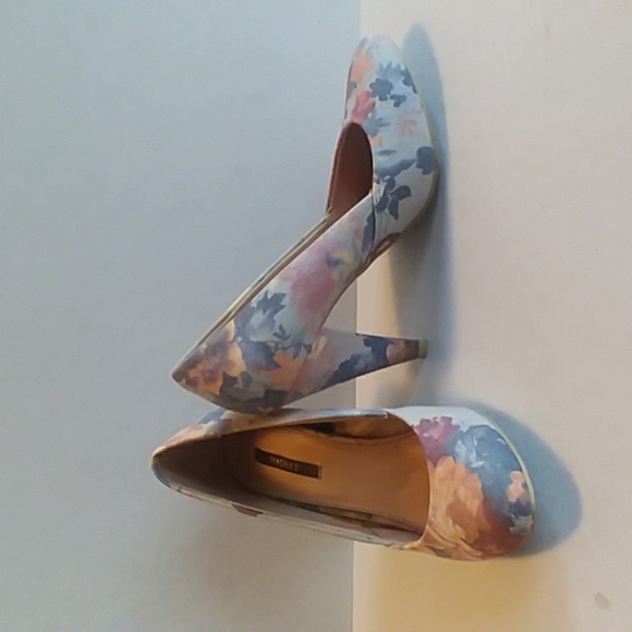 Forever 21 Shoes - Cute Summer Pumps